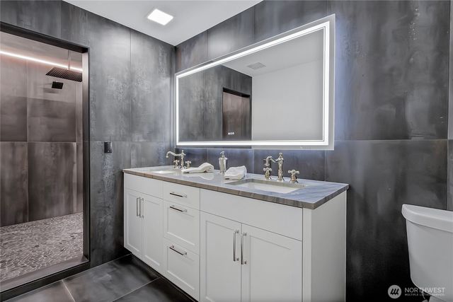 16331 Maplewild Avenue SW, Burien, WA 98166