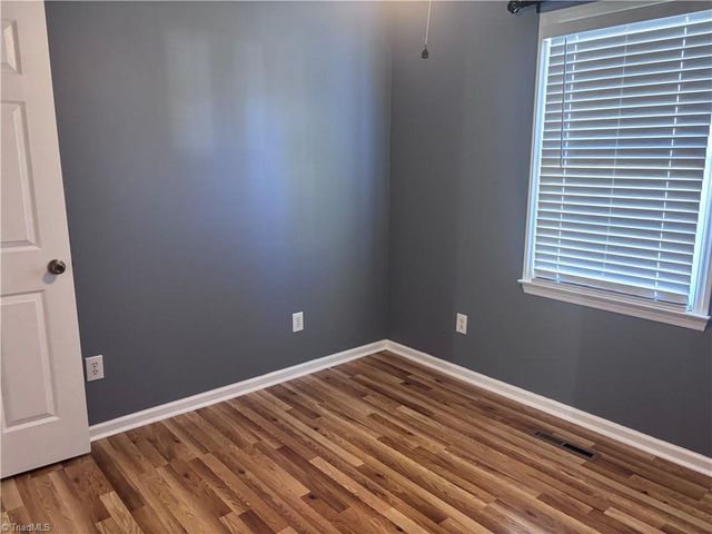 1233 Kentland Drive, King, NC 27021