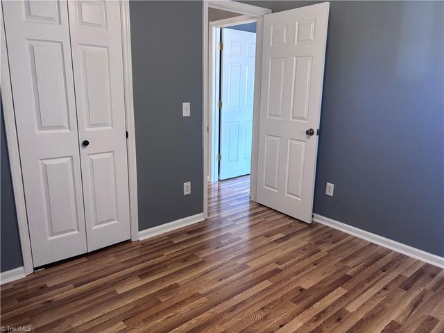 1233 Kentland Drive, King, NC 27021