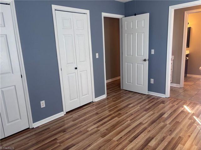 1233 Kentland Drive, King, NC 27021