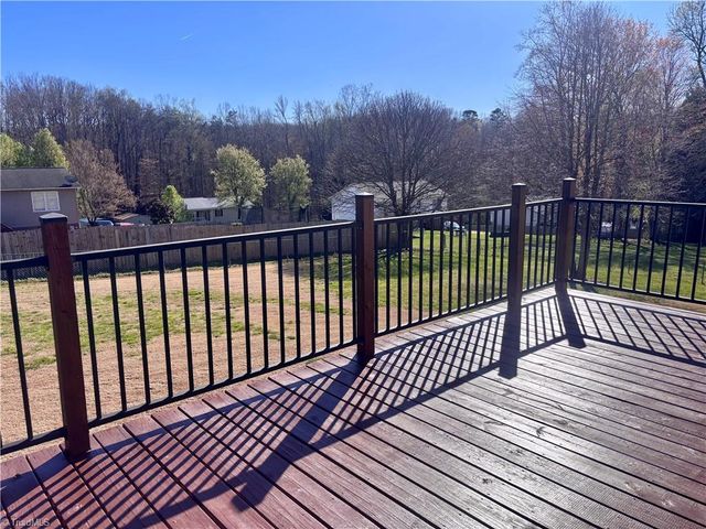 1233 Kentland Drive, King, NC 27021