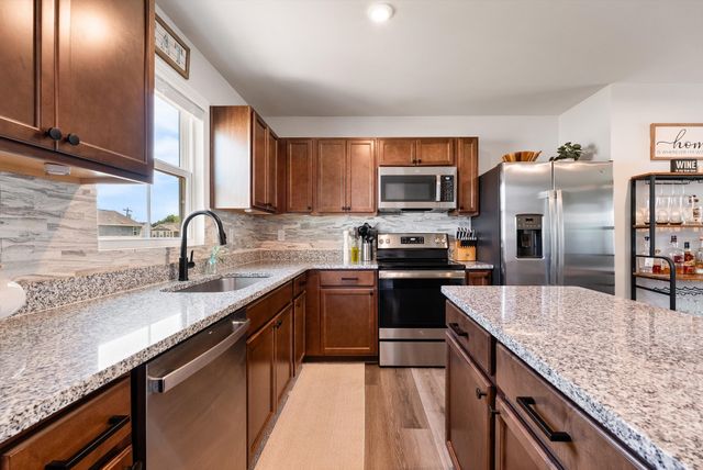 2325 Burnwick Grv, Spring Hill, TN 37174