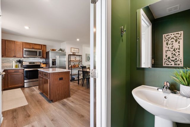 2325 Burnwick Grv, Spring Hill, TN 37174