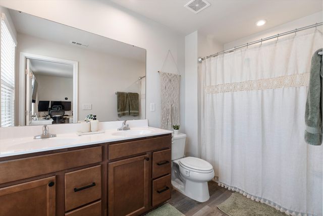 2325 Burnwick Grv, Spring Hill, TN 37174