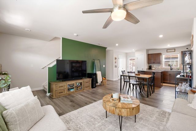 2325 Burnwick Grv, Spring Hill, TN 37174