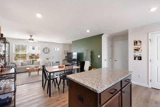2325 Burnwick Grv, Spring Hill, TN 37174
