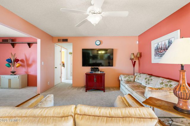 4733 E FLORIAN Circle, Mesa, AZ 85206