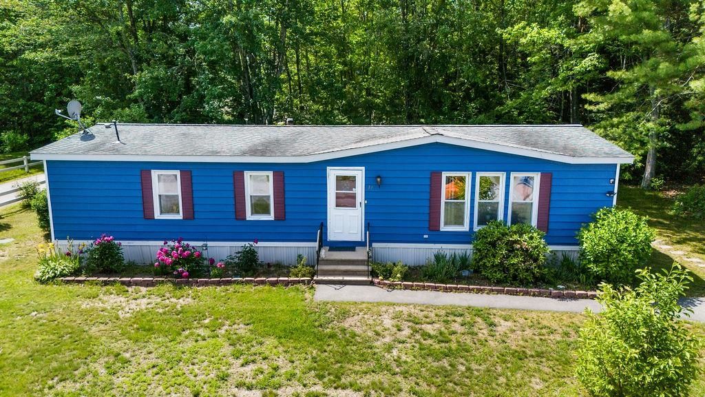 32 Monadnock Drive, Rochester, NH 03867