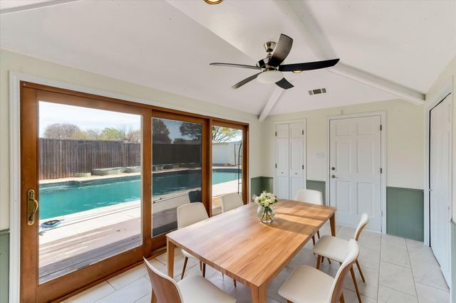 204 Willowcrest Drive, Garland, TX 75040