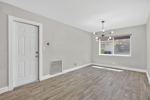 7504 NW 40th Place, Coral Springs, FL 33065