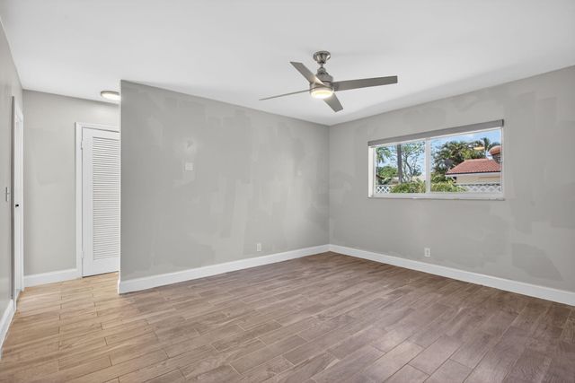 7504 NW 40th Place, Coral Springs, FL 33065