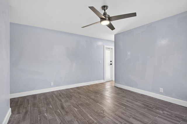 7504 NW 40th Place, Coral Springs, FL 33065