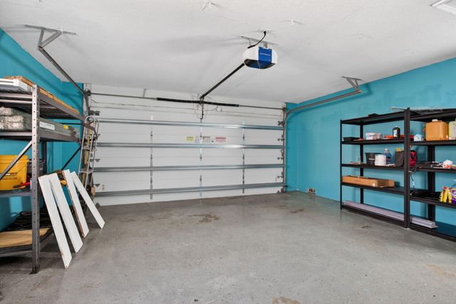 7504 NW 40th Place, Coral Springs, FL 33065