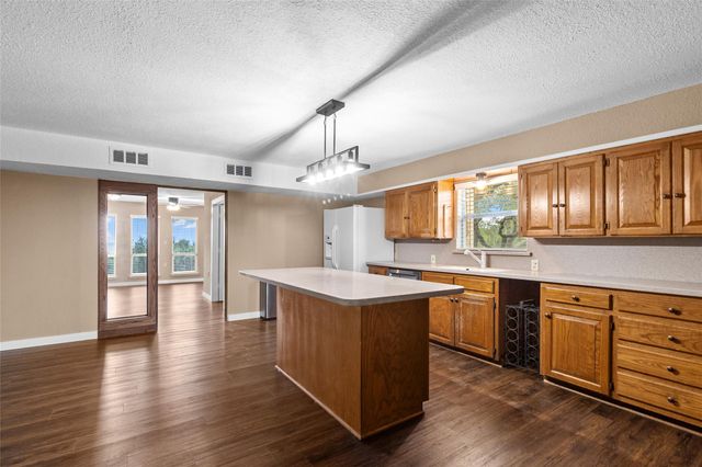 100 Vista Hermosa, Burnet, TX 78611
