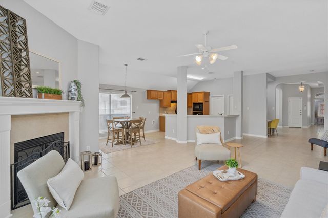 1636 Maize Bend DR, Austin, TX 78727