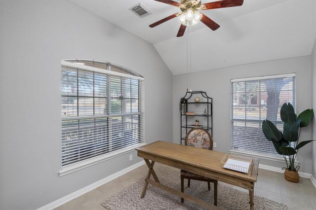 1636 Maize Bend DR, Austin, TX 78727