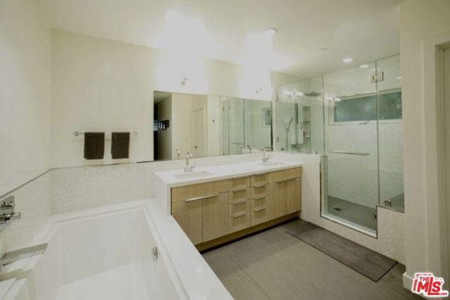 248 S La Peer Drive, Beverly Hills, CA 90211