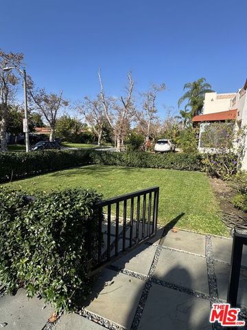 248 S La Peer Drive, Beverly Hills, CA 90211