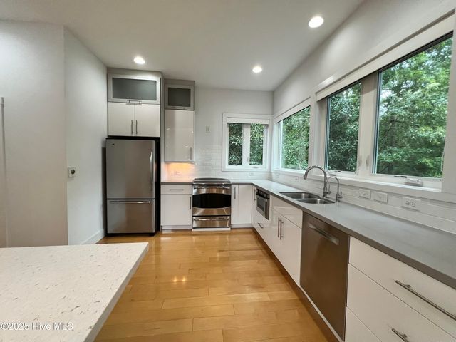 103 S 29th Street, Wilmington, NC 28403