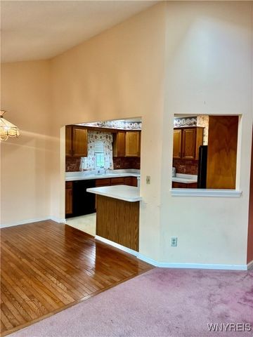 2850 Amsdell Road 32, Hamburg, NY 14075