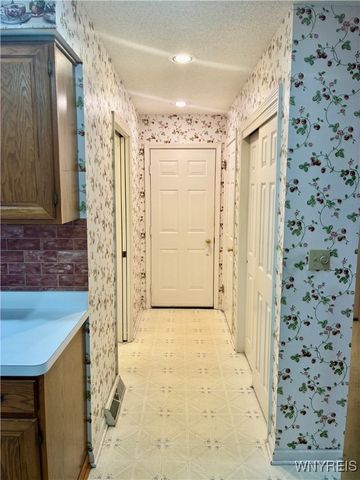 2850 Amsdell Road 32, Hamburg, NY 14075