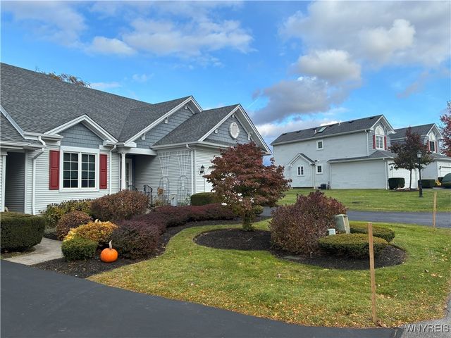 2850 Amsdell Road 32, Hamburg, NY 14075