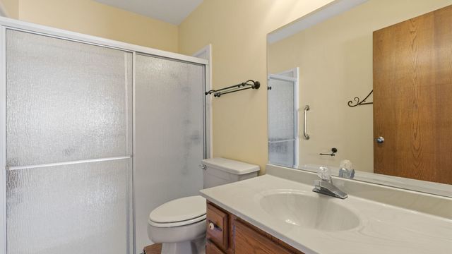 13424 S Utah Avenue, Davenport, IA 52804