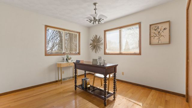 13424 S Utah Avenue, Davenport, IA 52804