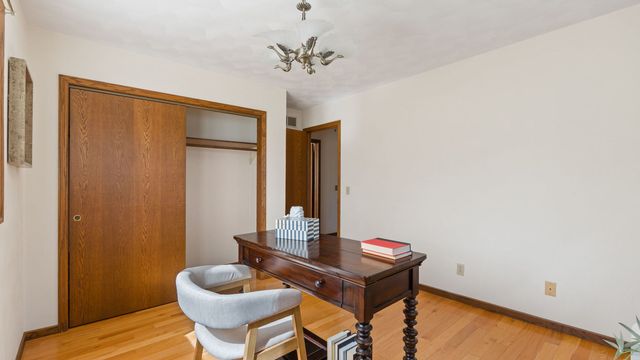 13424 S Utah Avenue, Davenport, IA 52804