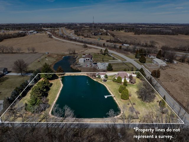 13424 S Utah Avenue, Davenport, IA 52804