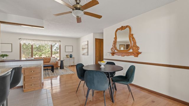 13424 S Utah Avenue, Davenport, IA 52804