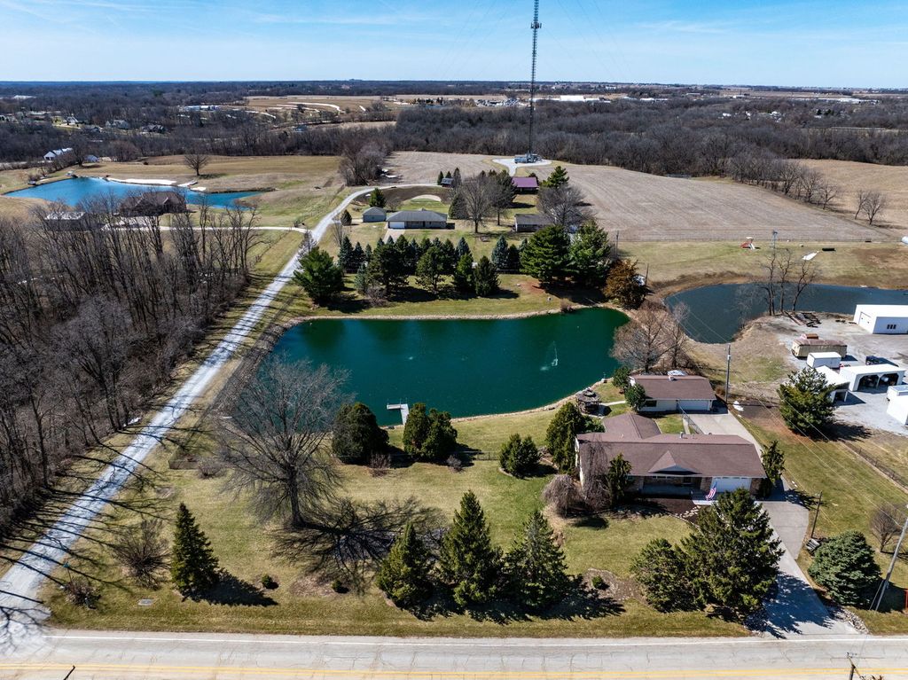 13424 S Utah Avenue, Davenport, IA 52804