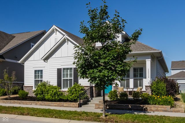 15516 Heatherbank Drive, Westfield, IN 46074