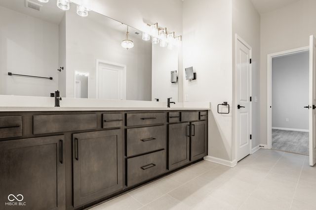 15516 Heatherbank Drive, Westfield, IN 46074