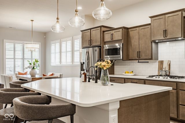 15516 Heatherbank Drive, Westfield, IN 46074