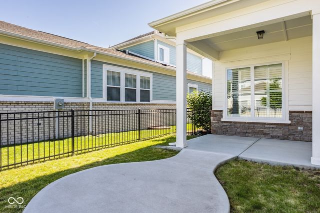 15516 Heatherbank Drive, Westfield, IN 46074