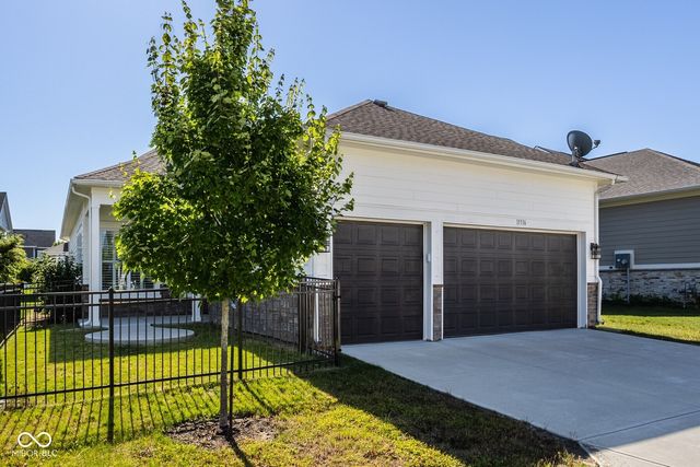 15516 Heatherbank Drive, Westfield, IN 46074