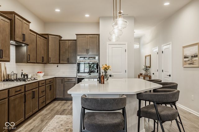 15516 Heatherbank Drive, Westfield, IN 46074
