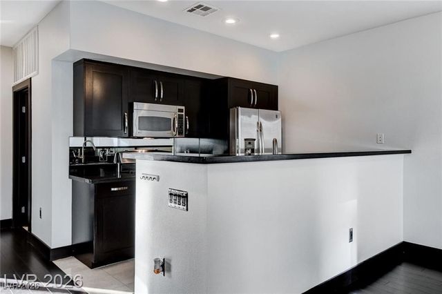 4565 Dean Martin Drive 102, Las Vegas, NV 89103