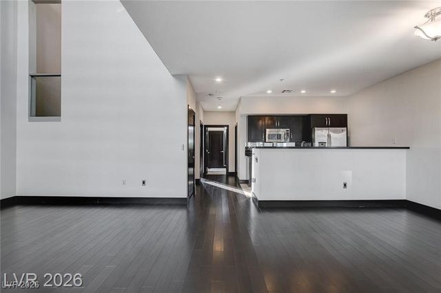 4565 Dean Martin Drive 102, Las Vegas, NV 89103