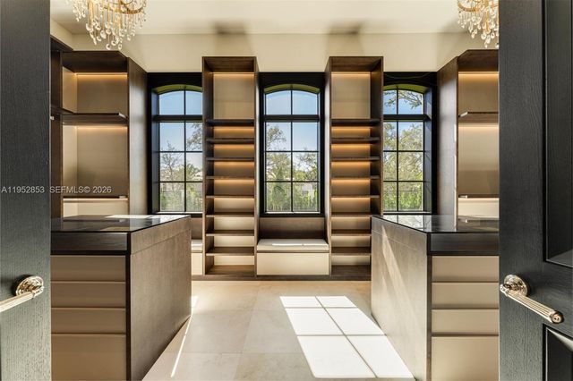 5901 SW 107th St, Pinecrest, FL 33156