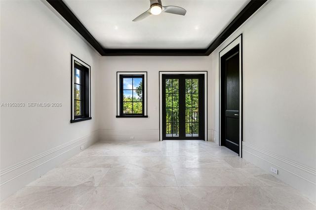 5901 SW 107th St, Pinecrest, FL 33156