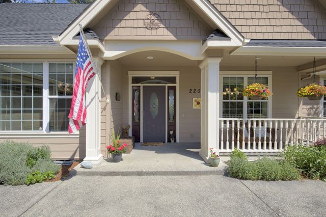 2202 SE Linden Lane, Grants Pass, OR 97527