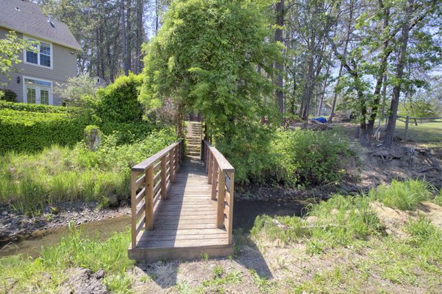 2202 SE Linden Lane, Grants Pass, OR 97527
