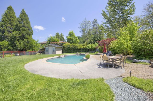 2202 SE Linden Lane, Grants Pass, OR 97527