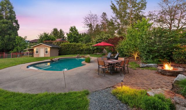 2202 SE Linden Lane, Grants Pass, OR 97527