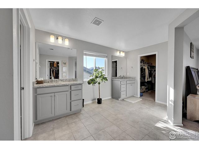 3169 Deering Lake Dr, Loveland, CO 80538