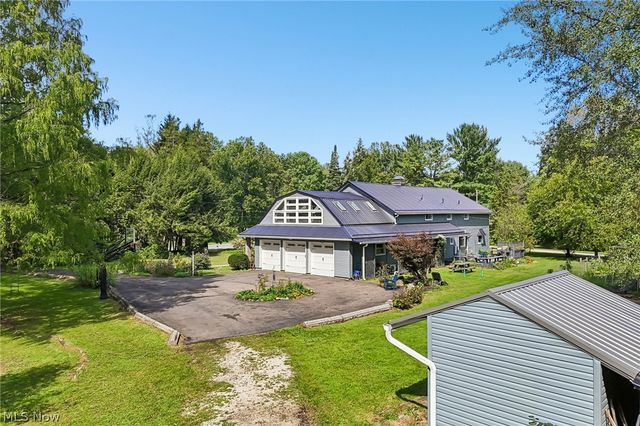 21 Harmony Hills Drive, Akron, OH 44321