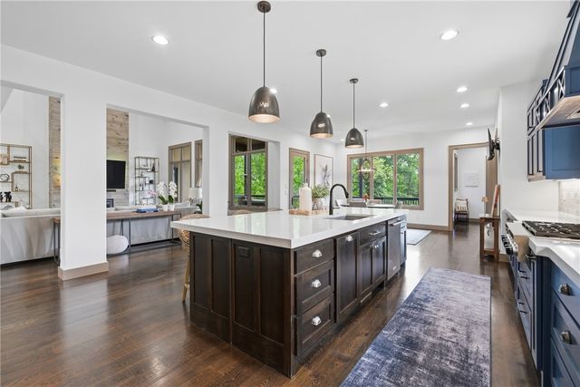 11305 Pembrook Circle, Bentonville, AR 72712