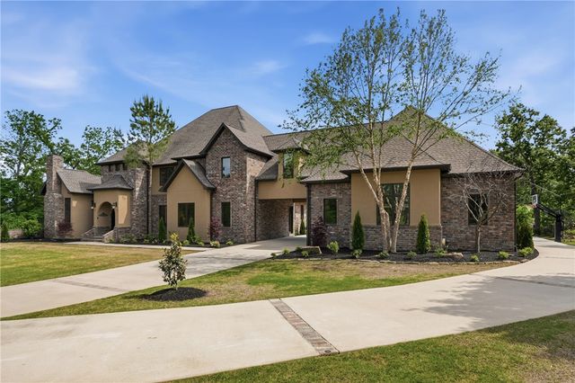 11305 Pembrook Circle, Bentonville, AR 72712